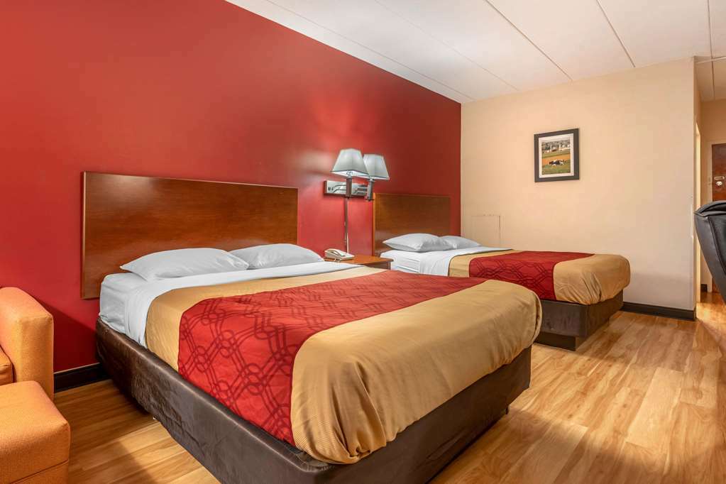 Baymont By Wyndham Lancaster Pa Dutch Country Villa Oda fotoğraf